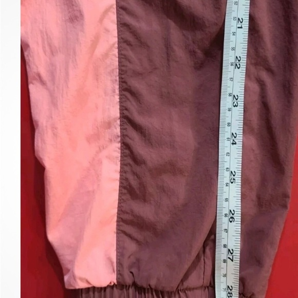 Y2K Reebok Pink and Purple Sweatpants with Sporty Contrast Panels - Picture 4 of 7